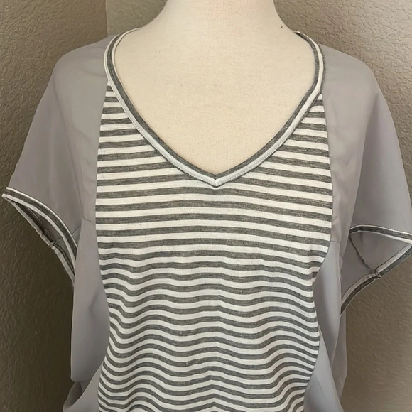 MONAMIE grey and white striped open sleeve semi sheer top - Picture 3 of 9